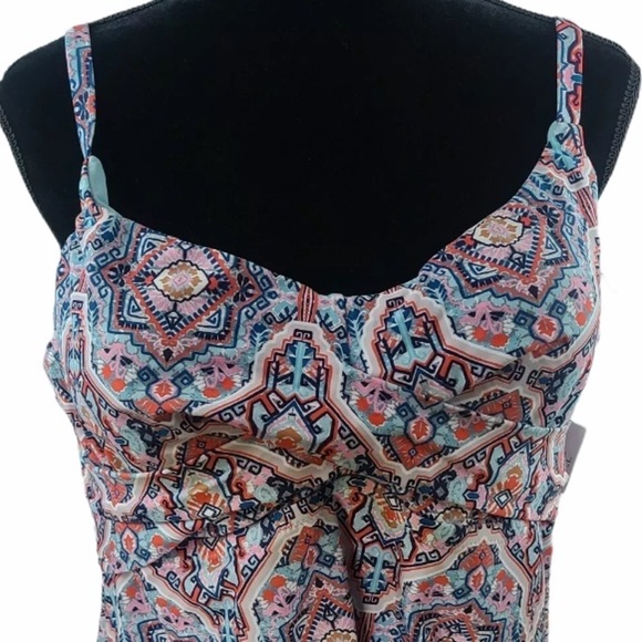 RAISINS Curve Aries Tankini Swimsuit Top - Picture 3 of 10